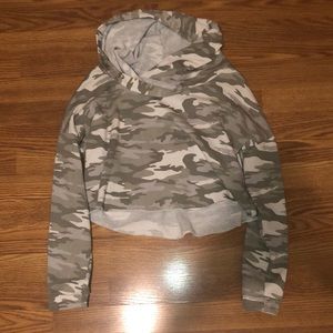Crop hoodie